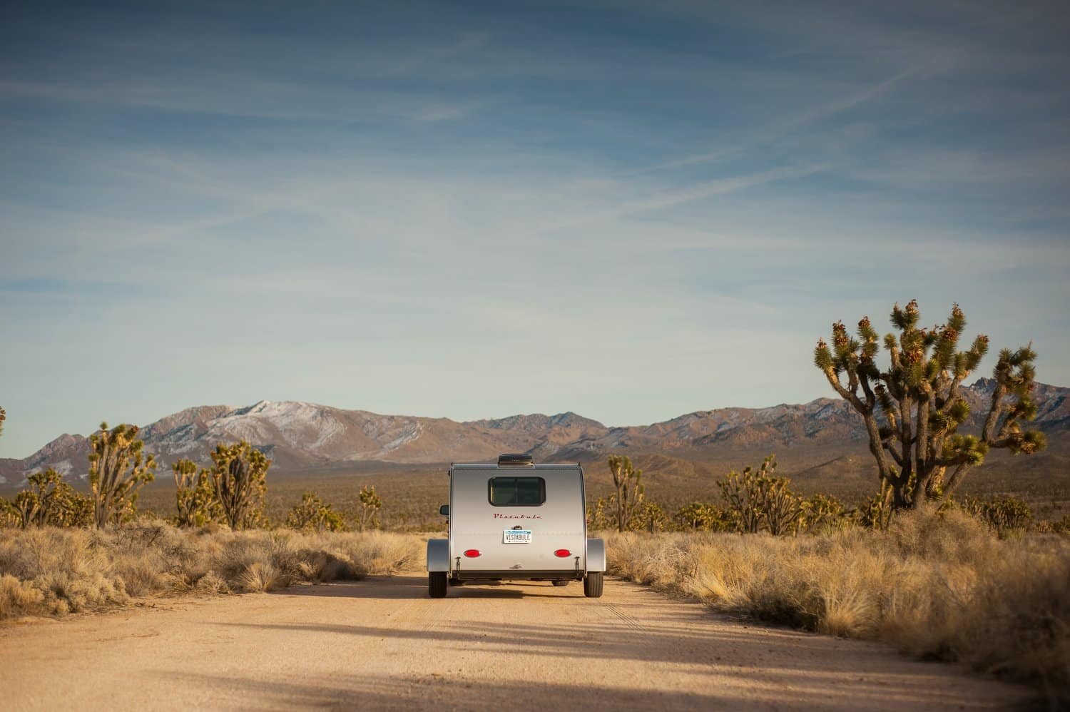 Minimalist Camping: 7 Simple Hacks For Travelers