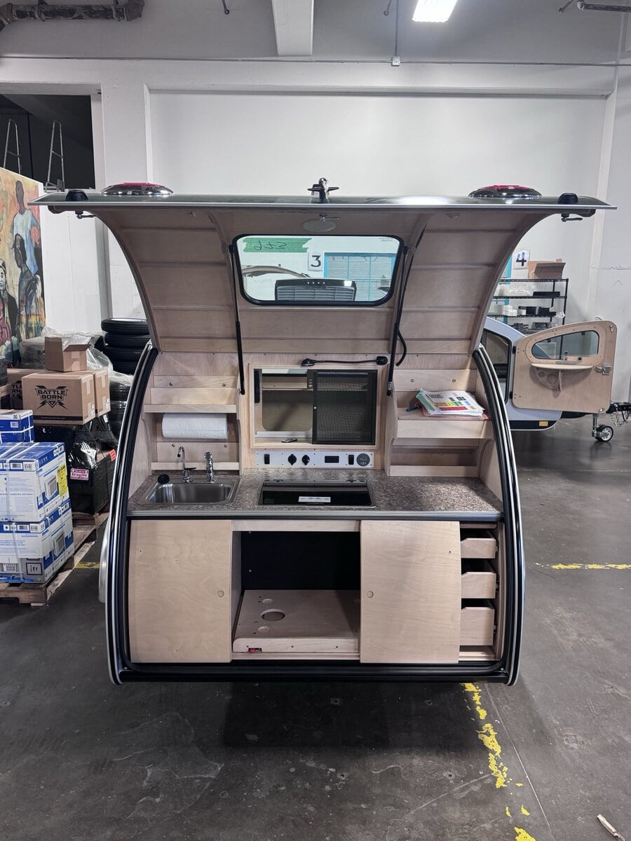 Vistabule #973 8 Vistabule #973 - Image 4