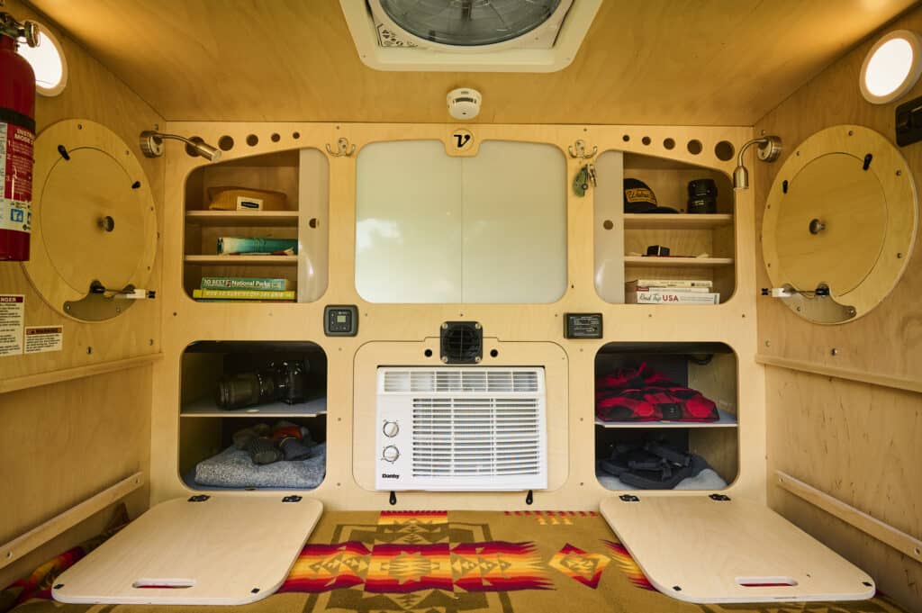 Vistabule 19 Headboard Storage Cabs (3 Lower + 2 Upper)