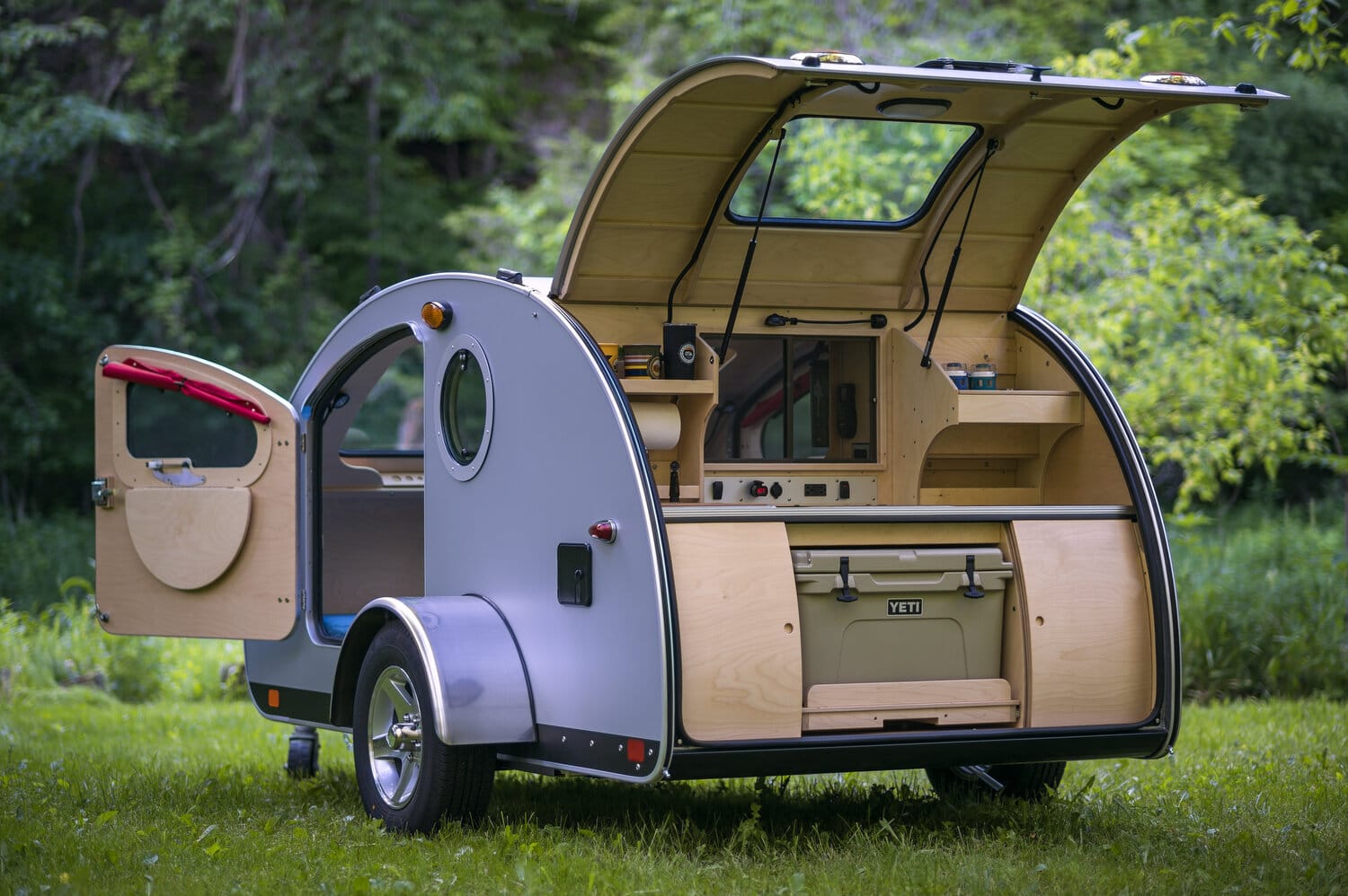 Teardrop+Trailer+Shape+Doors+And+Windows Teardroptrailershapedoorsandwindows
