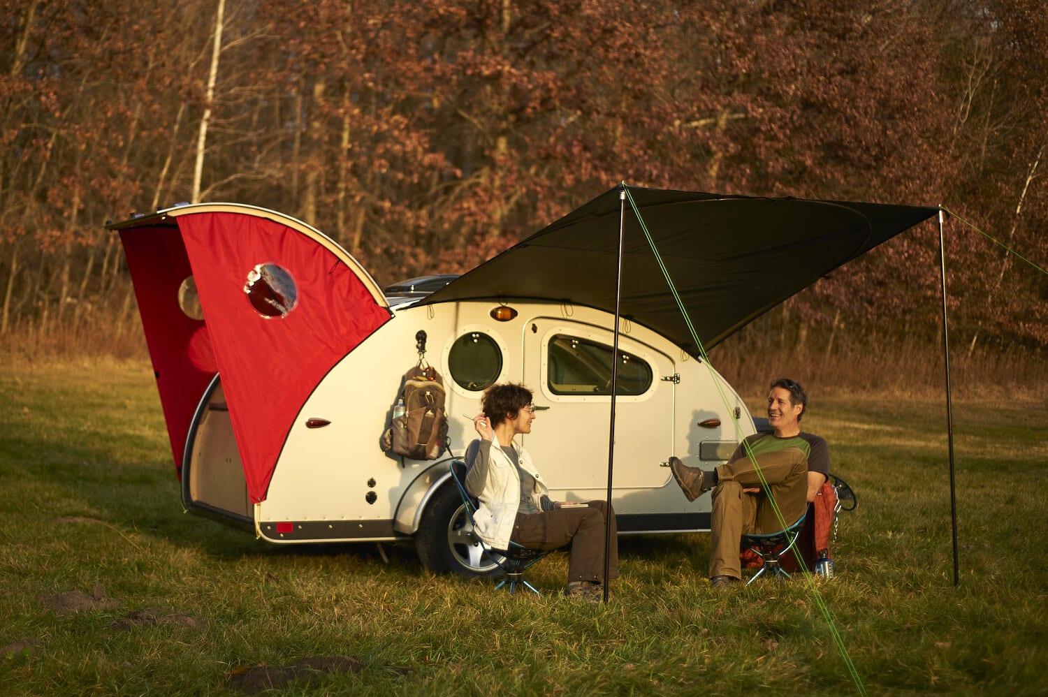 Vistabule_Teardrop_Camper_Side_Awning Vistabule Teardrop Camper Side Awning